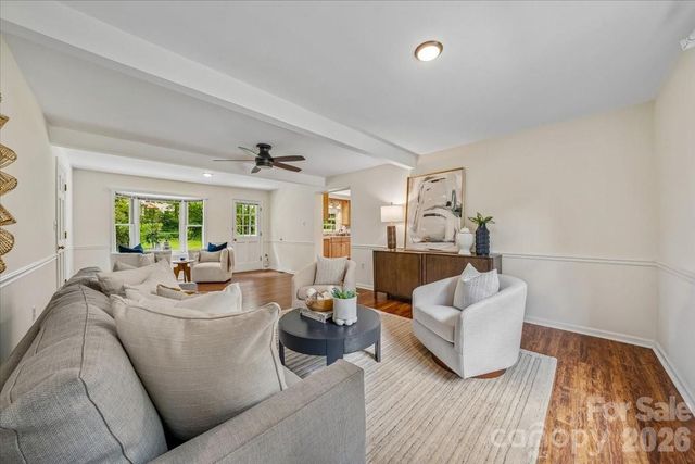 1024 Court Drive, Charlotte, NC 28211