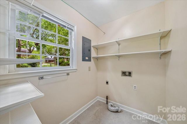 1024 Court Drive, Charlotte, NC 28211