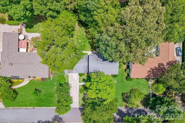 1024 Court Drive, Charlotte, NC 28211