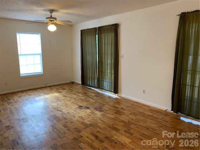 7469 Katherine Drive, Denver, NC 28037