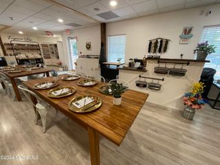364 N Main Street, Manahawkin, NJ 08050