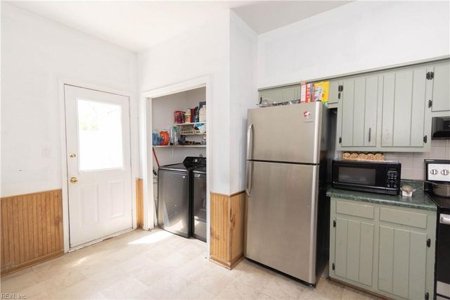 4309 Turpin PL, Newport News, VA 23602