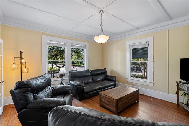 208 S Tugaloo Street, Walhalla, SC 29691