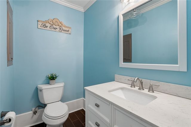 208 S Tugaloo Street, Walhalla, SC 29691