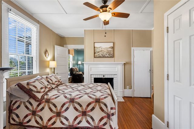 208 S Tugaloo Street, Walhalla, SC 29691