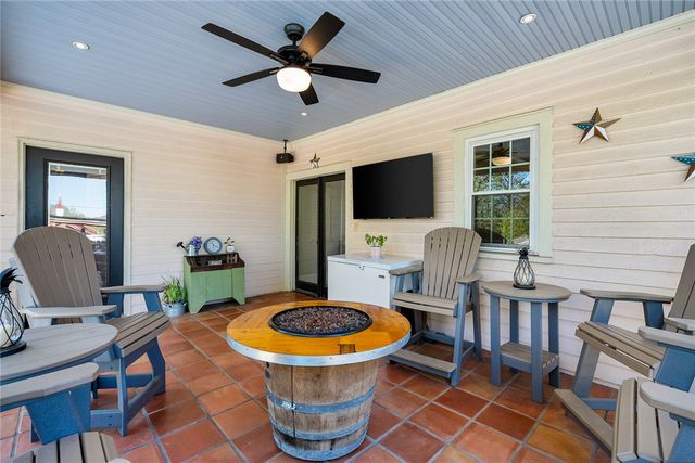 208 S Tugaloo Street, Walhalla, SC 29691