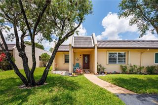 108 Lake Terry Dr 108, West Palm Beach, FL 33411
