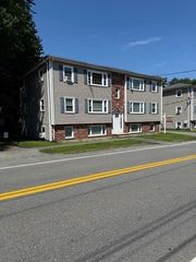 6 Groton Harvard 3, Ayer, MA 01432