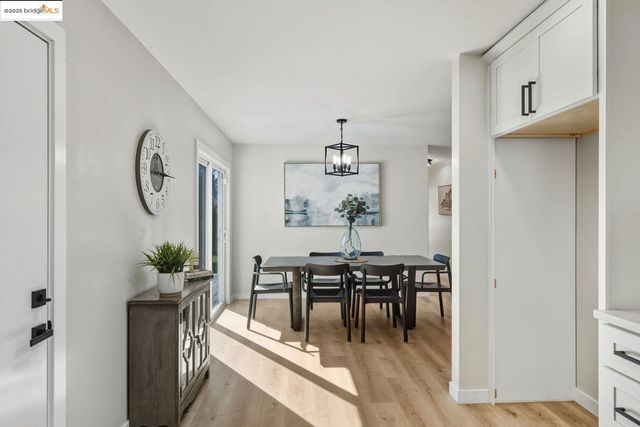 2956 Mullens DR, Richmond, CA 94806