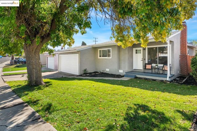 2956 Mullens DR, Richmond, CA 94806