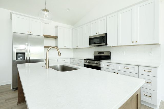 2412 NE 6th Street, Grimes, IA 50111