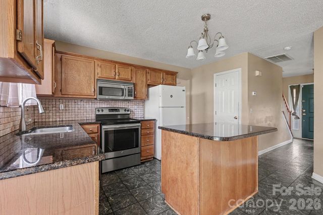 9813 Baxter Caldwell Drive, Charlotte, NC 28213