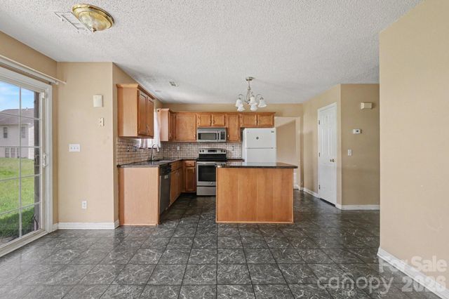 9813 Baxter Caldwell Drive, Charlotte, NC 28213