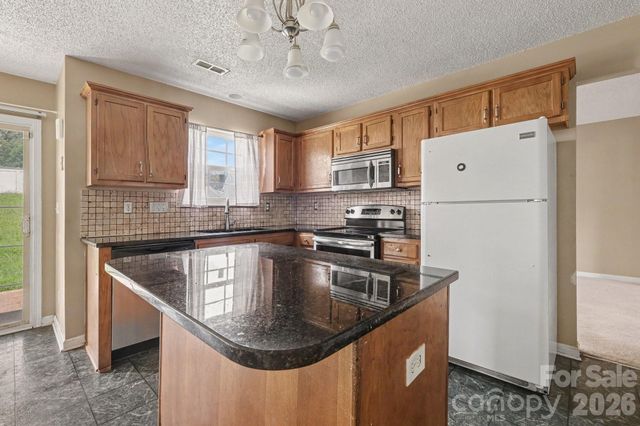 9813 Baxter Caldwell Drive, Charlotte, NC 28213