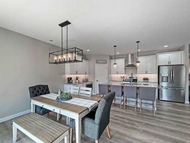 1711 Twin Lakes Circle, West Lafayette, IN 47906