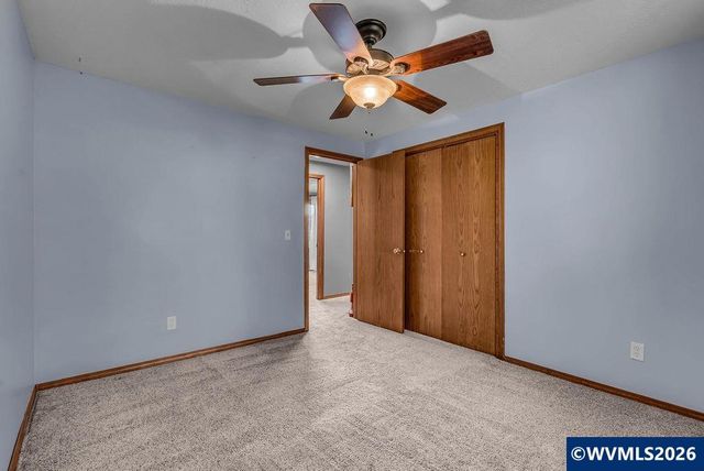 2565 West Thornton Lake Dr NW, Albany, OR 97321