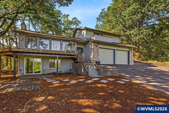 2565 West Thornton Lake Dr NW, Albany, OR 97321