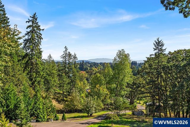 2565 West Thornton Lake Dr NW, Albany, OR 97321