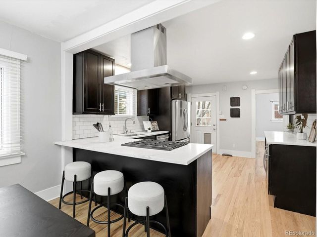 321 N Grant St, Denver, CO 80203