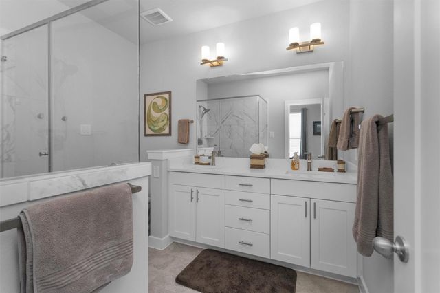 454 S Centro Circle, Shenandoah, TX 77385