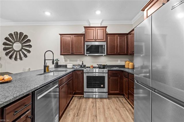 2004 Ashworth WAY, Suffolk, VA 23435