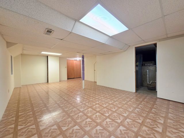 1013 E Meadow Lake Drive, Palatine, IL 60074