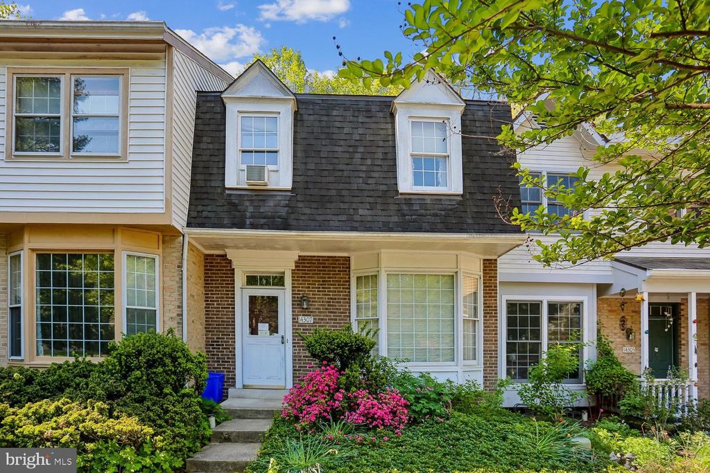 Image 1 of property listing at 14307 RICH BRANCH DR, North Potomac, MD 20878