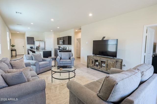 1842 W BROADWAY Avenue, Coolidge, AZ 85128