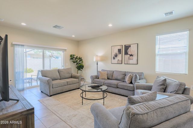1842 W BROADWAY Avenue, Coolidge, AZ 85128