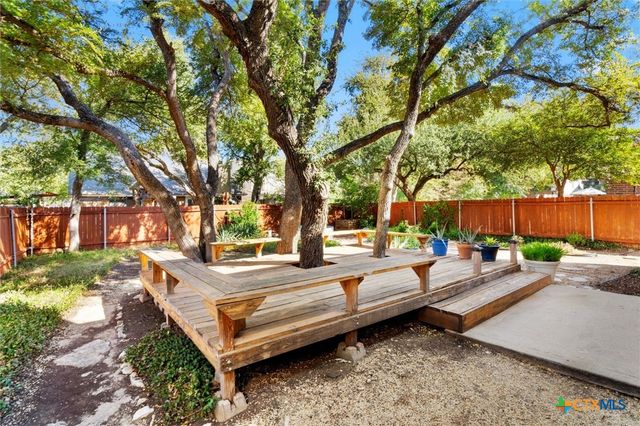 8410 Glen Canyon Drive, Round Rock, TX 78681