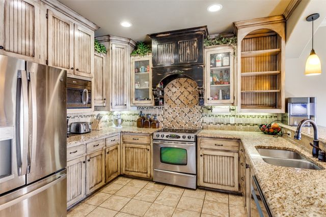 1233 County Road 3550, Paradise, TX 76073