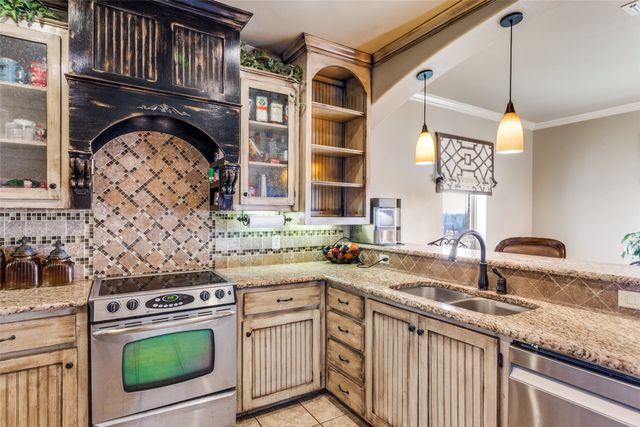 1233 County Road 3550, Paradise, TX 76073