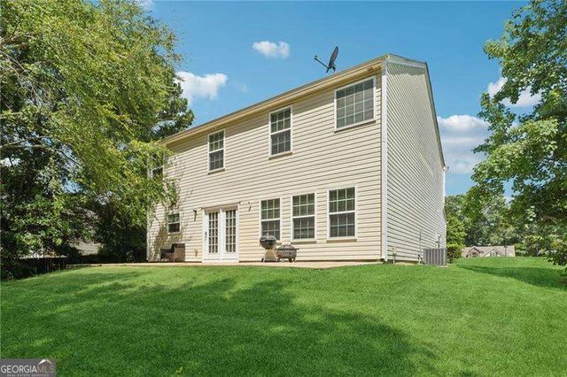 27 Waterbury Way, Douglasville, GA 30134