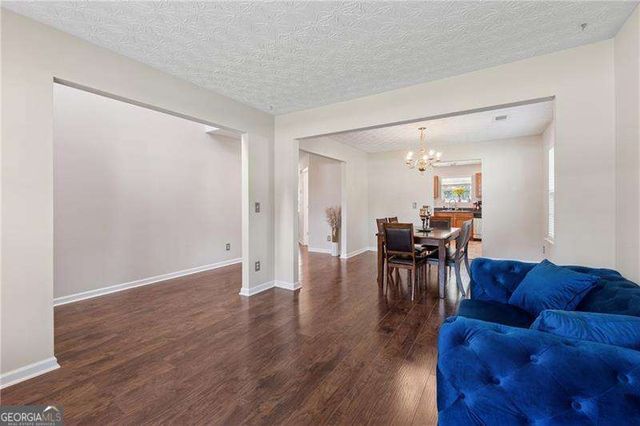 27 Waterbury Way, Douglasville, GA 30134