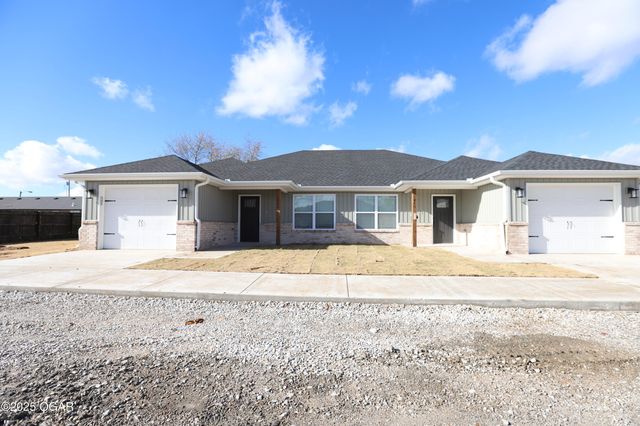 1842 W 23rd, Joplin, MO 64804