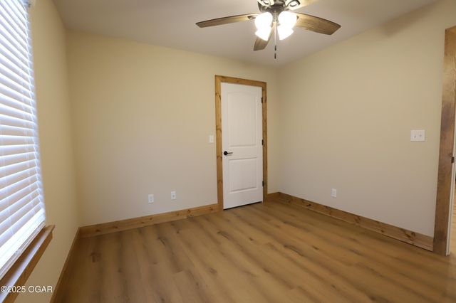 1842 W 23rd, Joplin, MO 64804