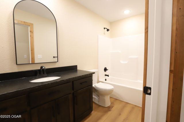 1842 W 23rd, Joplin, MO 64804