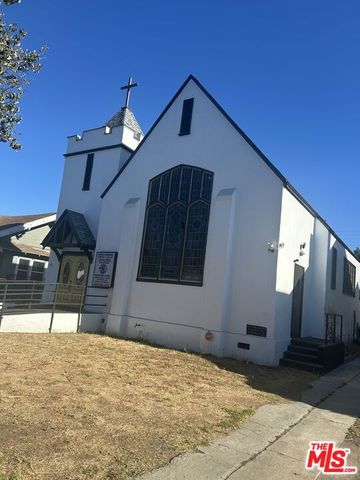 1416 W 37th Drive, Los Angeles, CA 90018