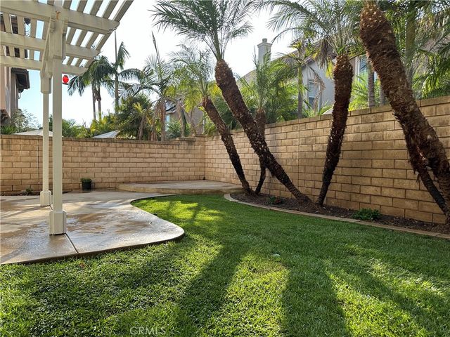 252 Knoll Lake, Mission Viejo, CA 92692