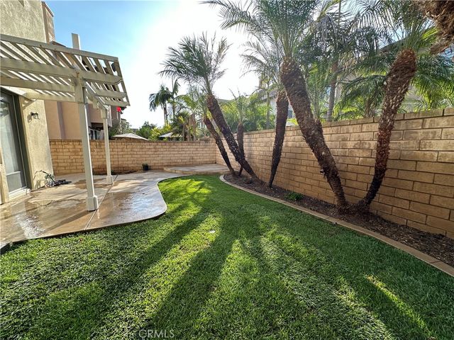 252 Knoll Lake, Mission Viejo, CA 92692