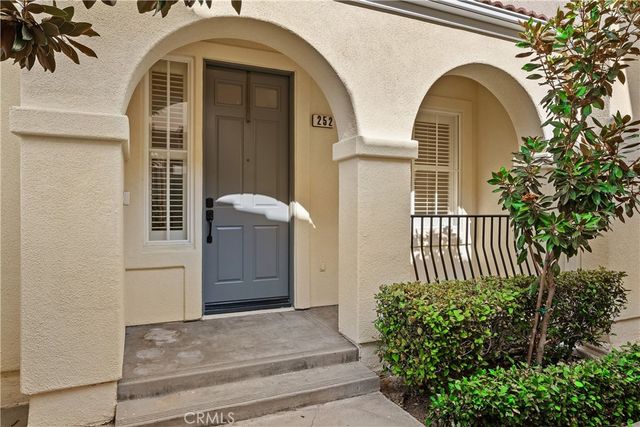 252 Knoll Lake, Mission Viejo, CA 92692