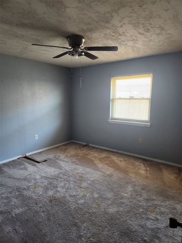 7613 NW Baldwin, Lawton, OK 73505