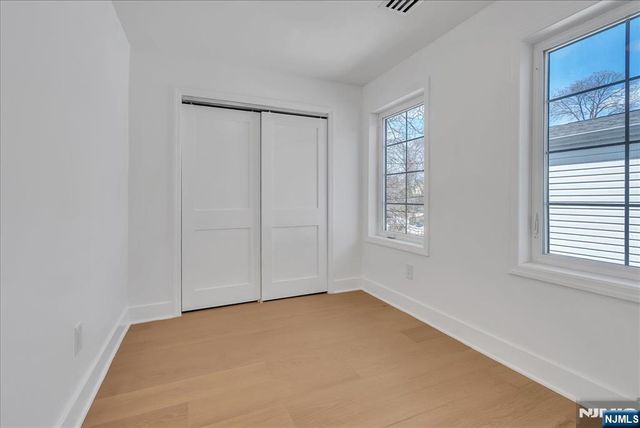 21 Cross Street, Montclair, NJ 07042