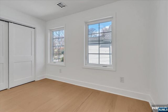 21 Cross Street, Montclair, NJ 07042