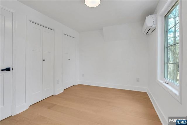 21 Cross Street, Montclair, NJ 07042