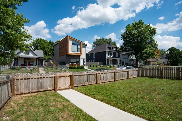 562 N Keystone Avenue, Indianapolis, IN 46201