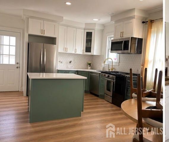 1 WGrochowiak St, Street, South River, NJ 08882