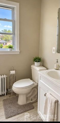 1 WGrochowiak St, Street, South River, NJ 08882