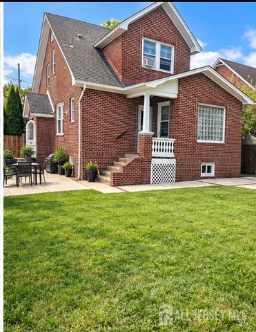 1 WGrochowiak St, Street, South River, NJ 08882