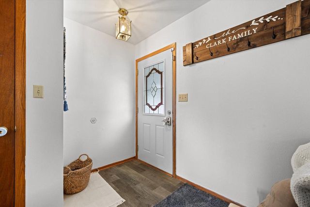 1129 Bluebird LANE, Union Grove, WI 53182